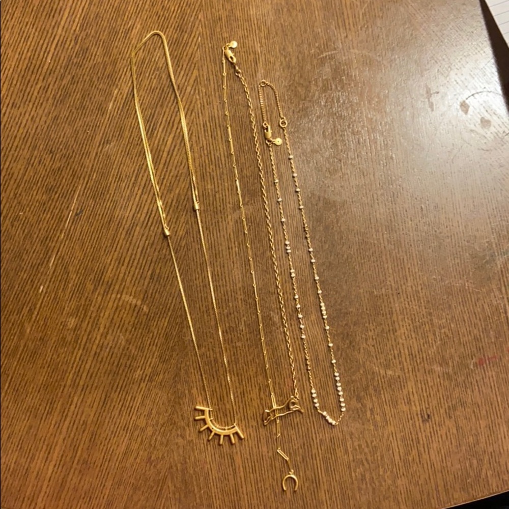 Classic gold necklace from Madewell